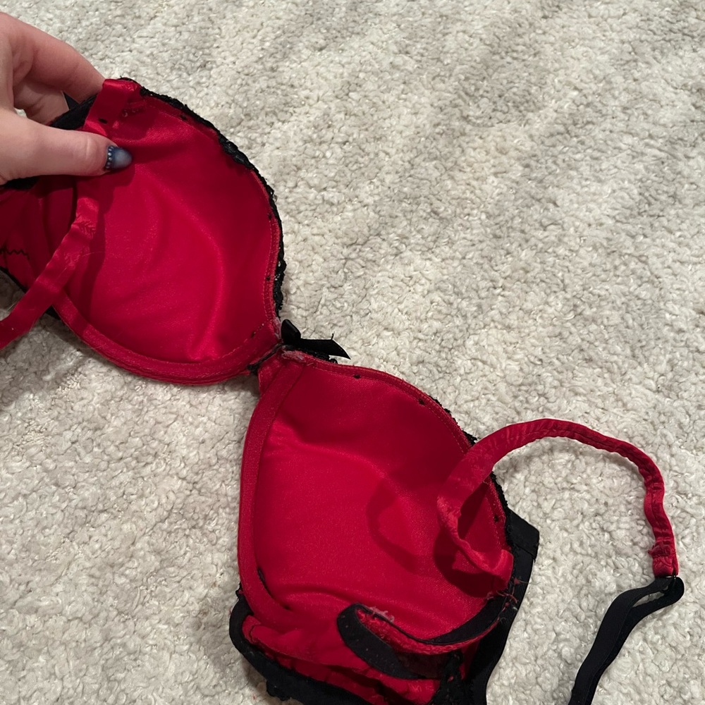 Bra - Picture 2 of 4